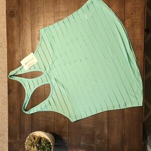 NWT Womens XXl Zyra Tank